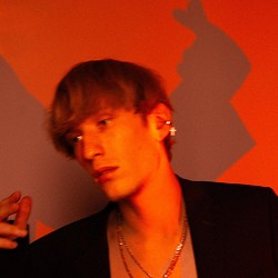 MLB - в любові